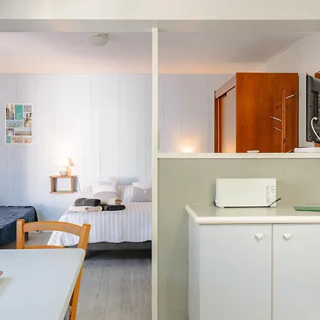 D'hotes Chantal Hereaudeau Bed & Breakfast 3*