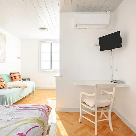 D'hotes Chantal Hereaudeau Bed & Breakfast Ars-en-Ré